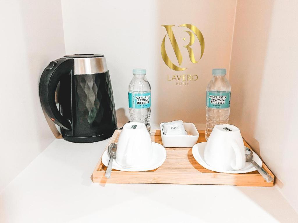 Lavero Suites Kalibo Extérieur photo