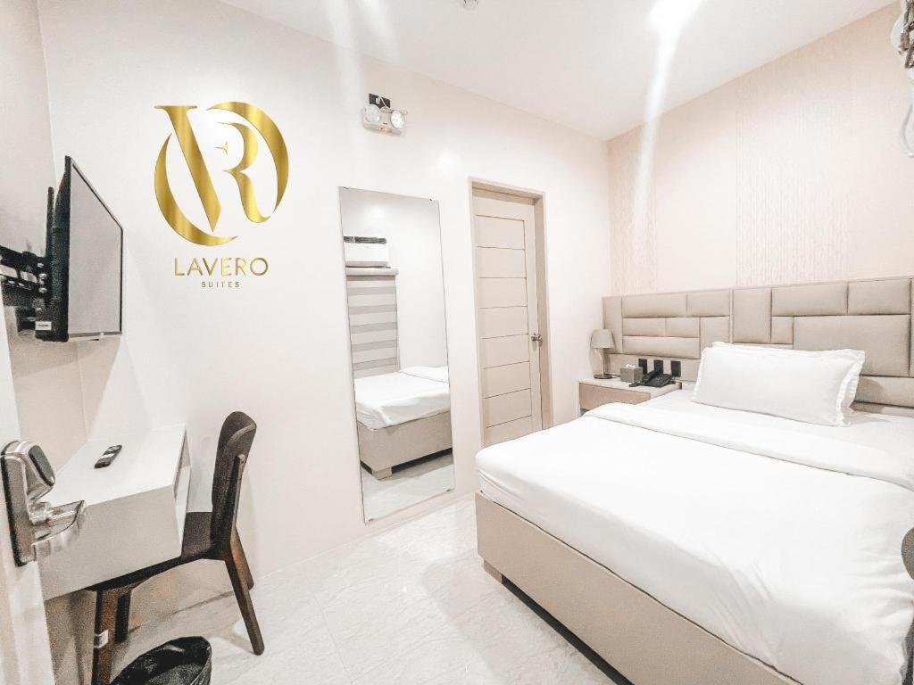 Lavero Suites Kalibo Extérieur photo