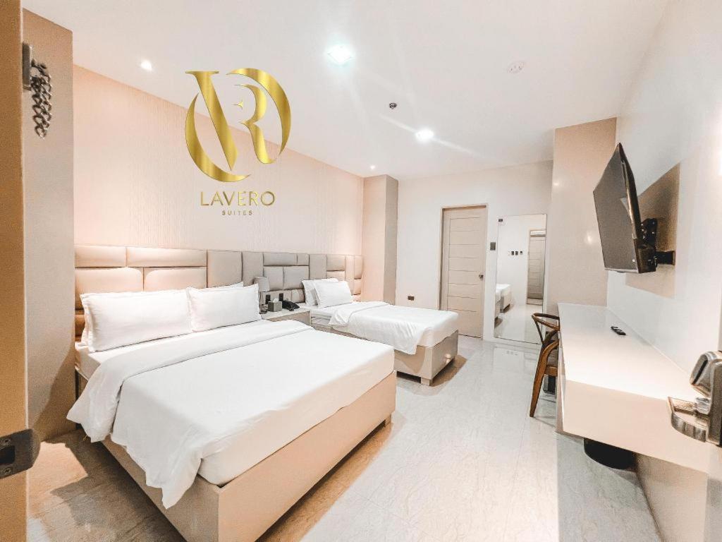 Lavero Suites Kalibo Extérieur photo