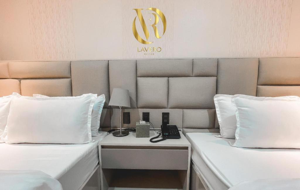 Lavero Suites Kalibo Extérieur photo